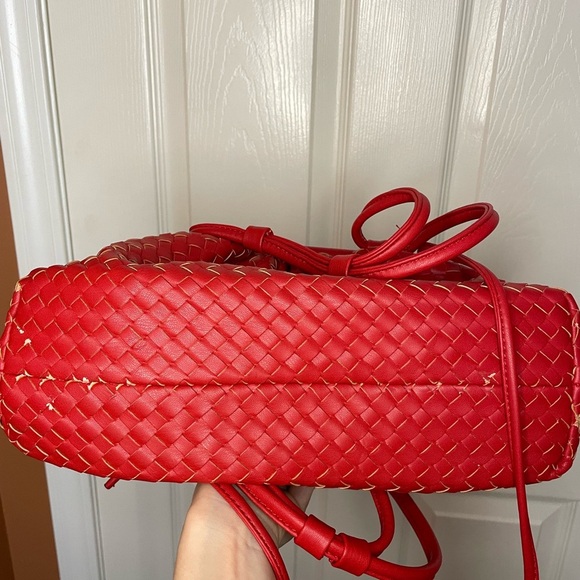 Melie Bianco Ellise Medium Top Handle Vegan Leather Bag - Picture 9 of 10